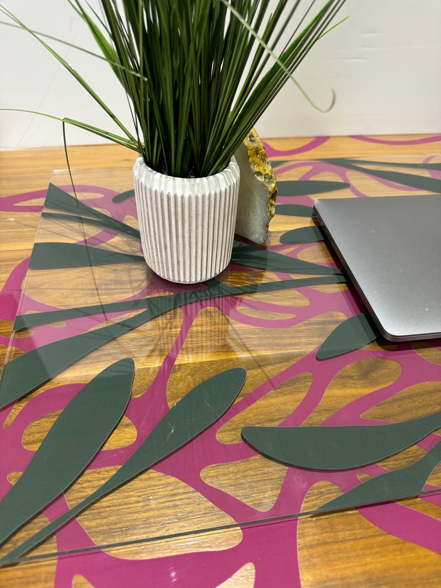 Levitating Leaves Acrylic Desk Topper